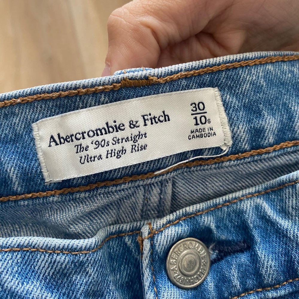 Curve Love Abercrombie 90s straight Ultra High Rise Jeans